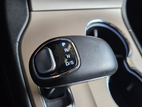 Used 2014 Jeep Grand Cherokee Laredo w/ Quick Order Package 23E image 9