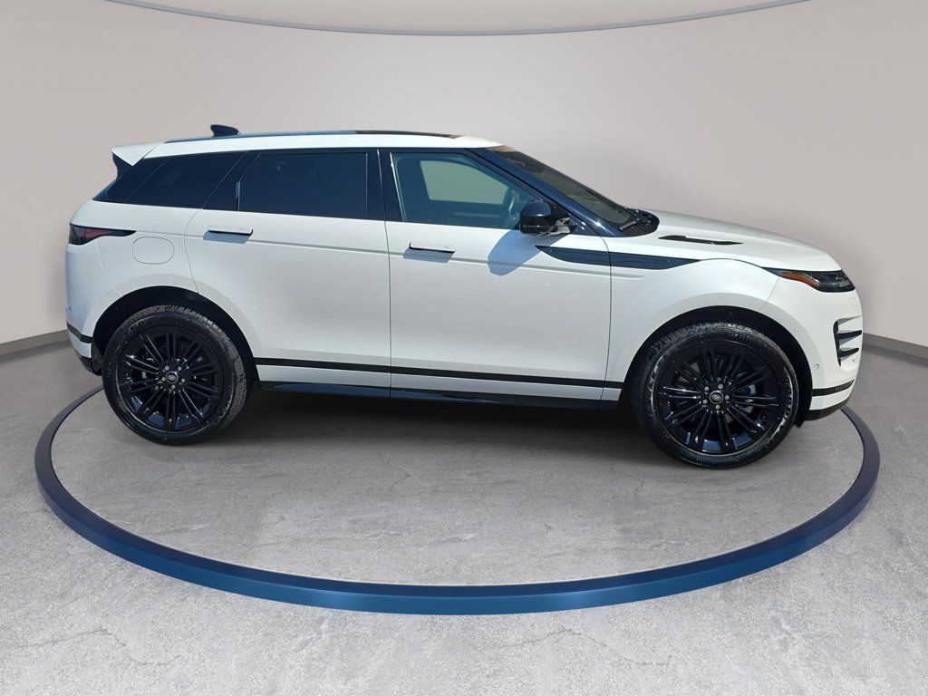 Certified 2024 Land Rover Range Rover Evoque Dynamic SE AWD/4WD image 5