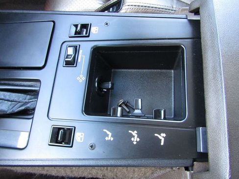 Used 1985 Chevrolet Corvette Coupe image 19