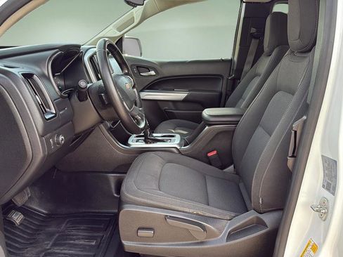 Used 2021 Chevrolet Colorado LT w/ Fleet Safety Package image 11