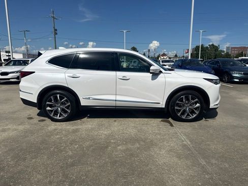 Used 2024 Acura MDX w/ Technology Package FWD image 6