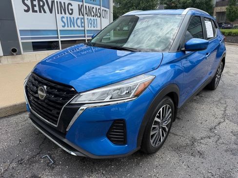 Used 2023 Nissan Kicks SV FWD image 9