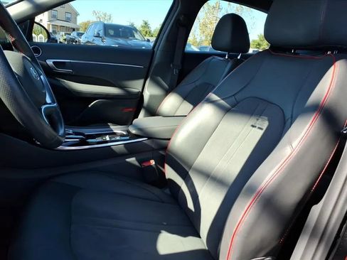 Used 2020 Hyundai Sonata SEL Plus w/ Tech Package image 15