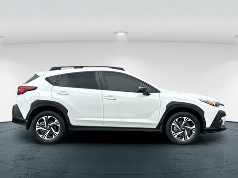 Certified 2024 Subaru Crosstrek 2.0i Premium image 7