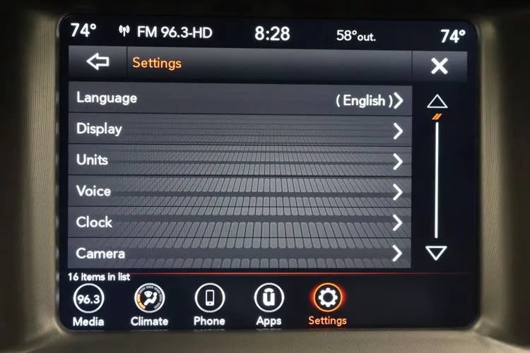 Used 2020 Dodge Charger SXT AWD/4WD image 28