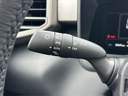 Used 2025 Toyota Tundra Limited image 20