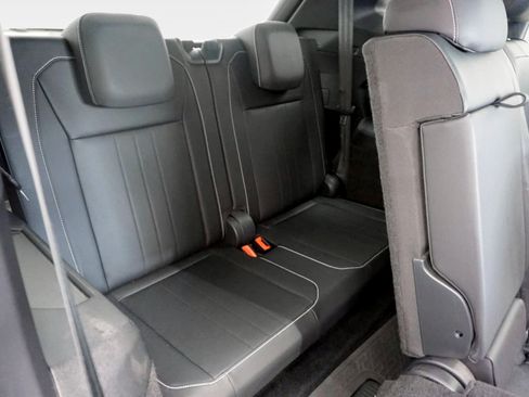 Used 2023 Volkswagen Tiguan SE R-Line FWD image 20
