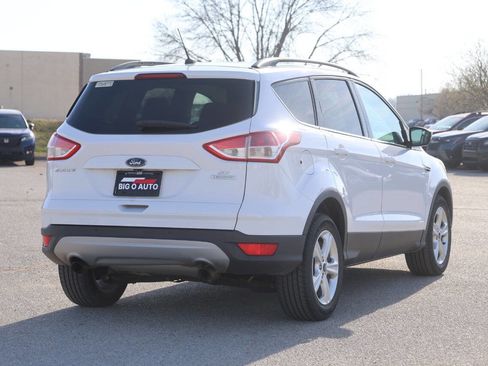 Used 2015 Ford Escape SE w/ Equipment Group 201A image 9