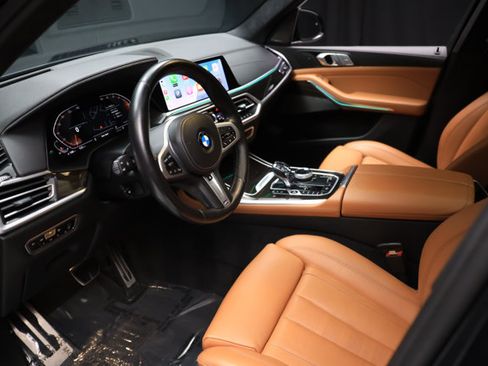Used 2021 BMW X7 xDrive40i w/ M Sport Package AWD/4WD image 51