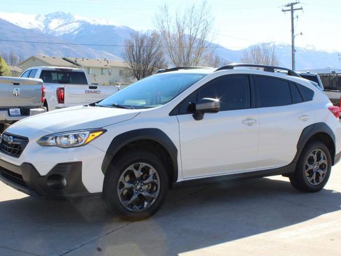 Used 2022 Subaru Crosstrek 2.5i Sport w/ Moonroof Package image 28