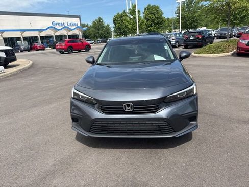 Used 2023 Honda Civic EX image 3