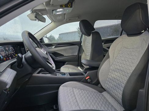 New 2026 Volkswagen Tiguan S image 18