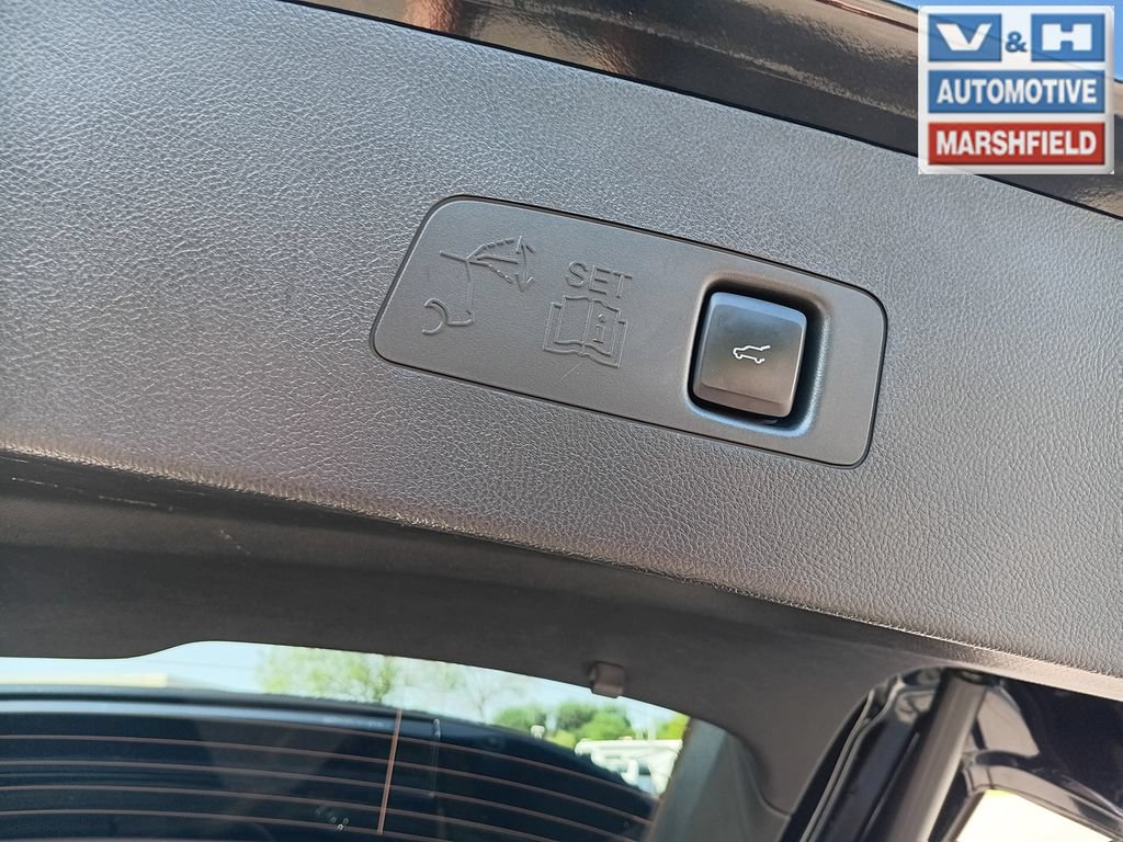 Used 2022 Lincoln Corsair Reserve AWD/4WD image 4