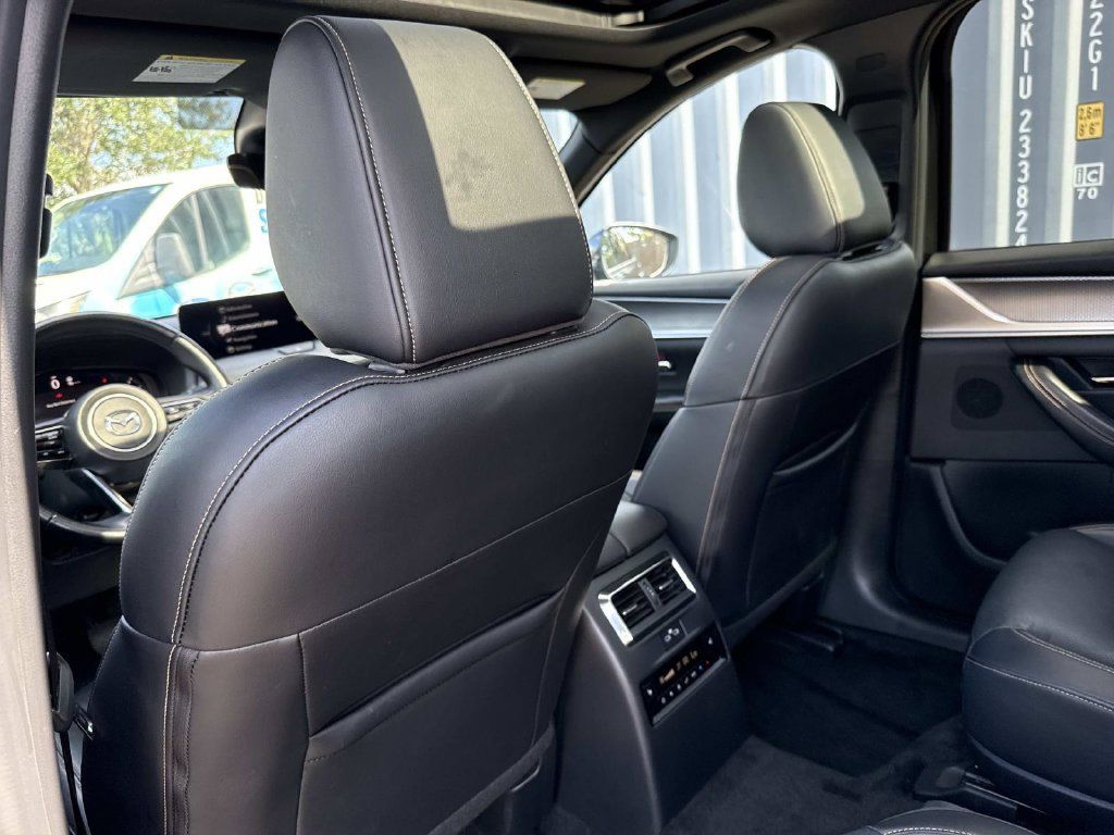 Certified 2025 MAZDA CX-90 Plug-In Hybrid w/ Premium Plus AWD/4WD image 14