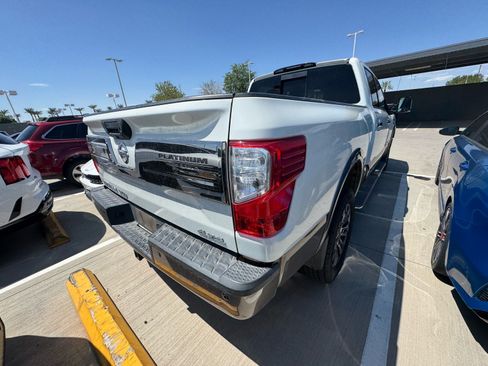 Used 2017 Nissan Titan Platinum Reserve AWD/4WD image 4
