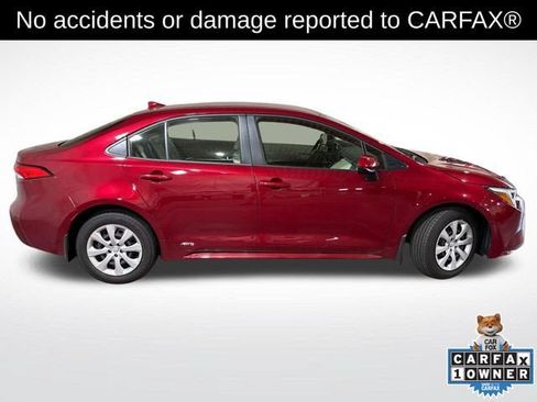 Used 2026 Toyota Corolla LE AWD/4WD image 3