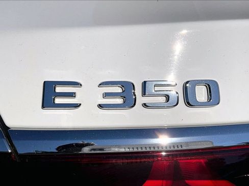 Used 2026 Mercedes-Benz E 350 4MATIC Sedan image 33