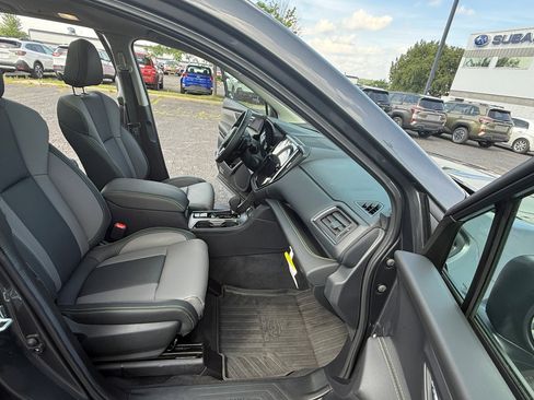Certified 2025 Subaru Ascent Onyx Edition image 11