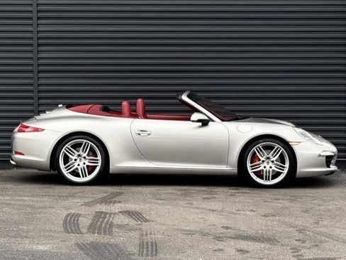 Used 2013 Porsche 911 Carrera S image 8