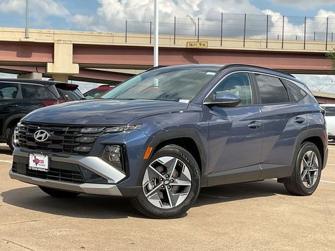Used 2025 Hyundai Tucson SEL image 2