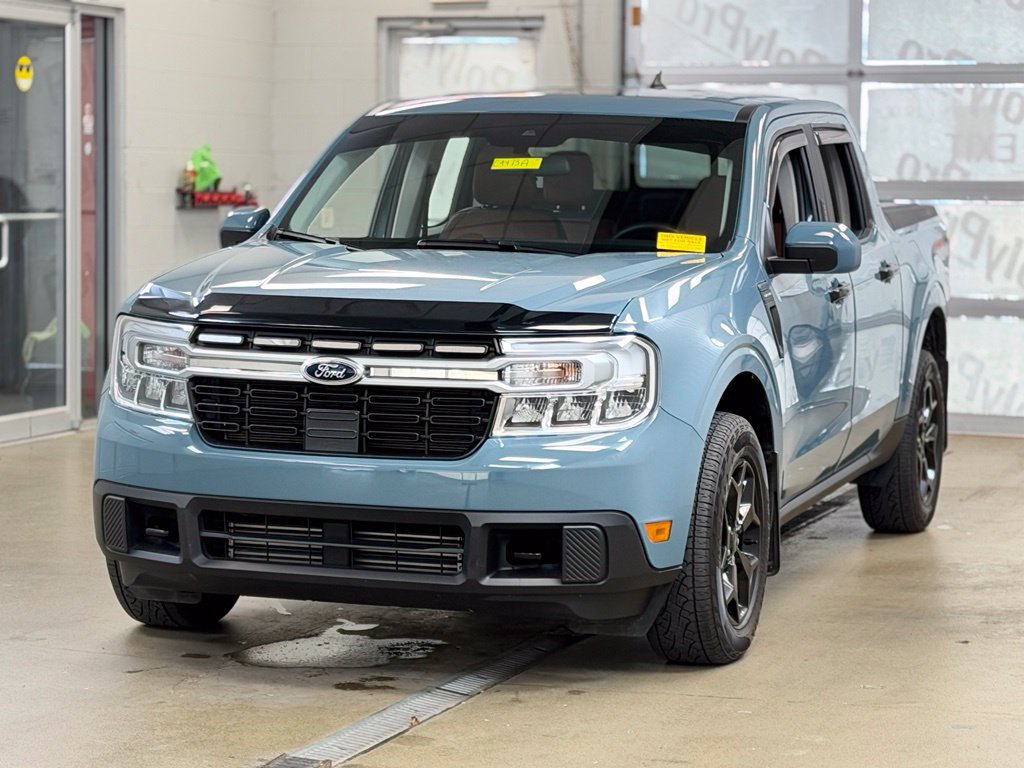 Used 2023 Ford Maverick Lariat w/ Lariat Luxury Package AWD/4WD image 3