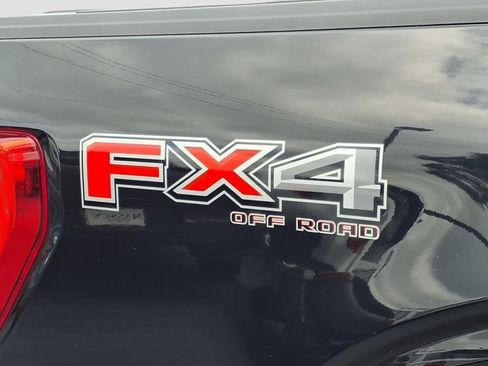 Used 2022 Ford F150 XLT w/ Equipment Group 302A High AWD/4WD image 10