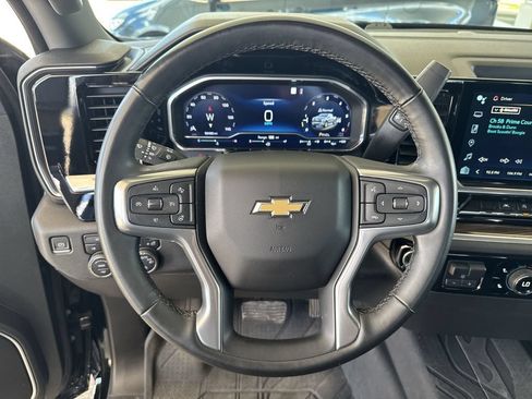 Used 2023 Chevrolet Silverado 1500 LT w/ Protection Package AWD/4WD image 12