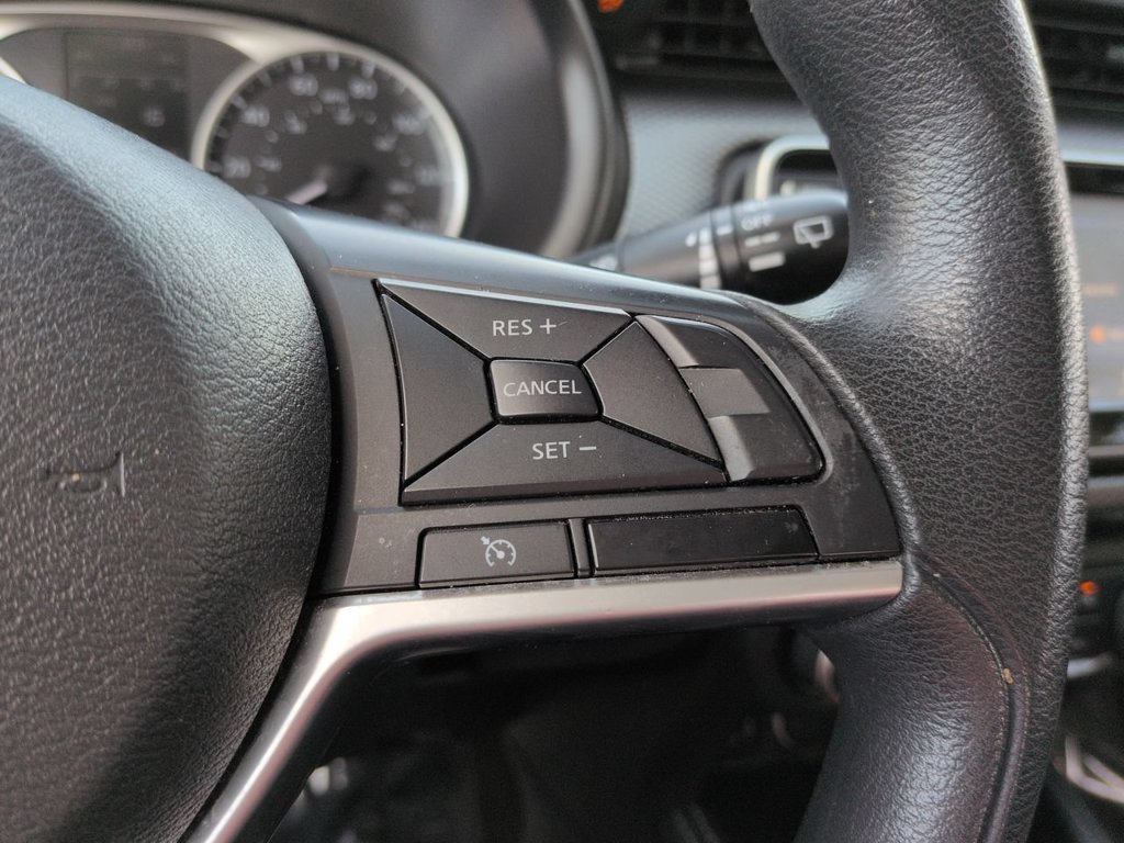 Used 2018 Nissan Kicks S FWD image 23