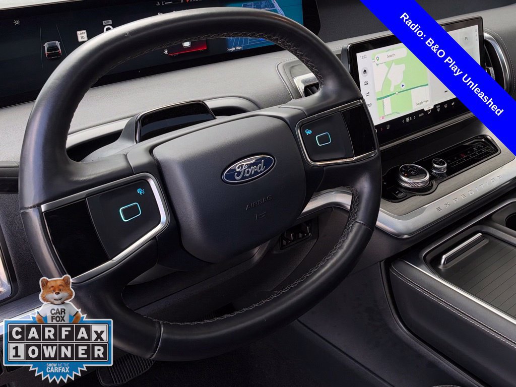Used 2026 Ford Expedition Platinum w/ Driver's Package AWD/4WD image 12