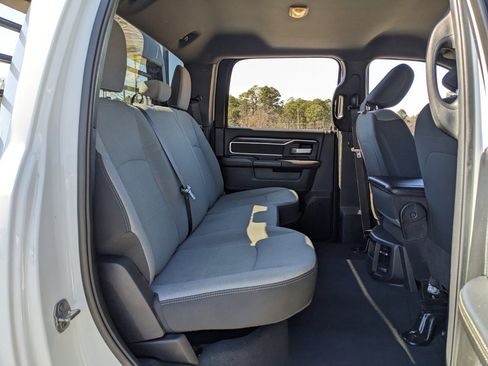 Used 2024 RAM 3500 SLT w/ Quick Order Package 2YG SLT image 38