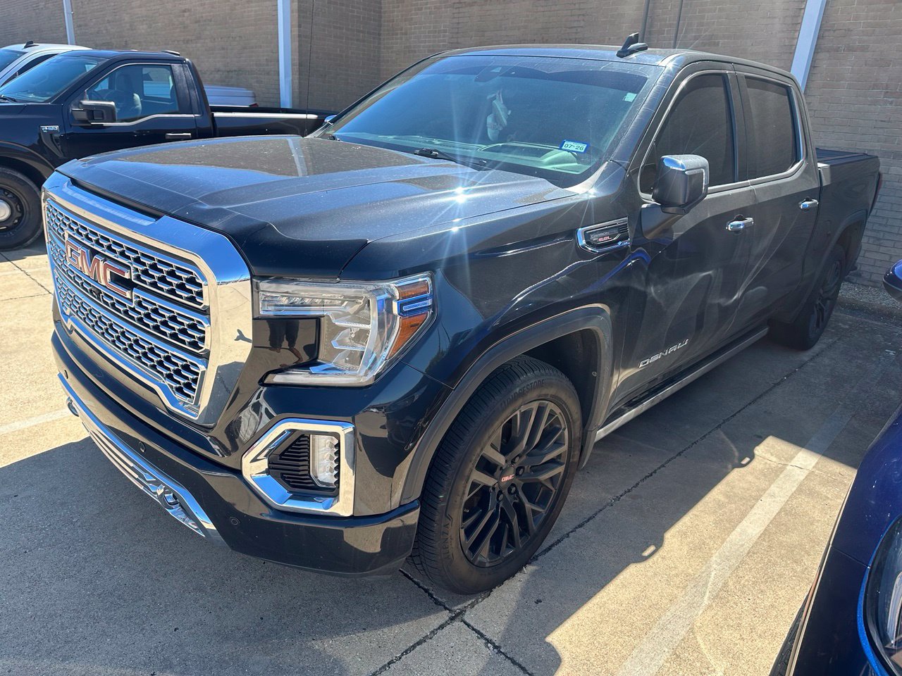 Used 2020 GMC Sierra 1500 Denali w/ Denali Ultimate Package AWD/4WD image 1