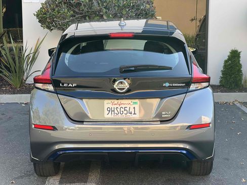 Used 2022 Nissan Leaf SV Plus w/ Protection Package FWD image 12
