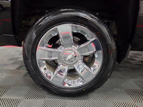 Used 2018 Chevrolet Silverado 1500 LT w/ LT Eassist Package image 82