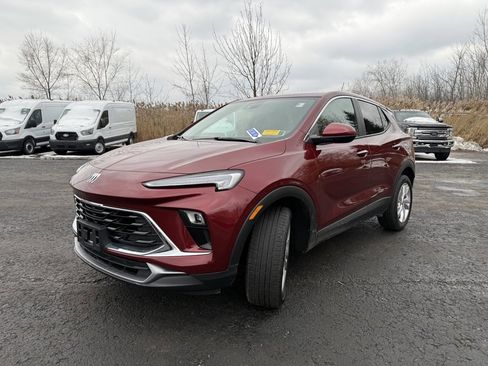 Used 2025 Buick Encore GX Preferred w/ Comfort Package image 9