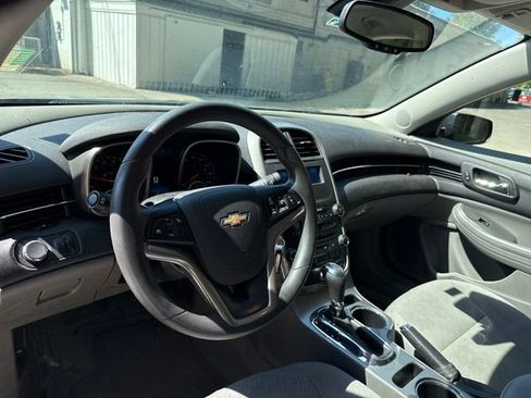 Used 2015 Chevrolet Malibu LS FWD image 17