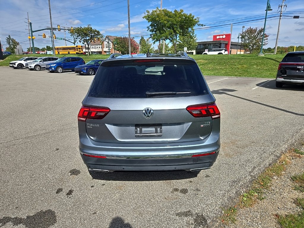 Used 2018 Volkswagen Tiguan SEL Premium AWD/4WD image 4