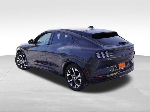 Used 2021 Ford Mustang Mach-E Premium image 7