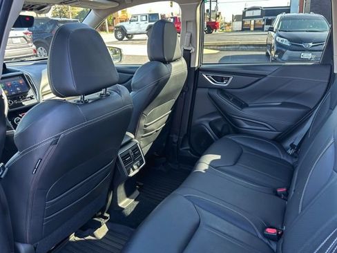 Used 2021 Subaru Forester Limited w/ Popular Package #3 image 21