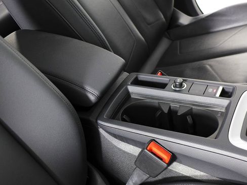 Used 2022 Audi Q3 2.0T Premium w/ Convenience Package image 16