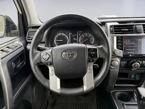 Used 2022 Toyota 4Runner TRD Sport w/ Technology Package AWD/4WD image 14