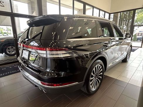 Certified 2022 Lincoln Aviator Reserve w/ Elements Package Plus RWD image 3