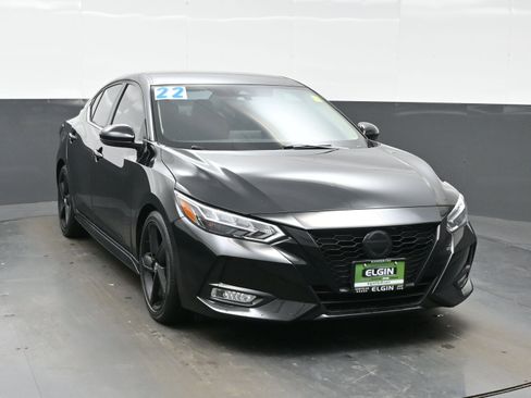 Used 2022 Nissan Sentra SR w/ Midnight Edition image 8