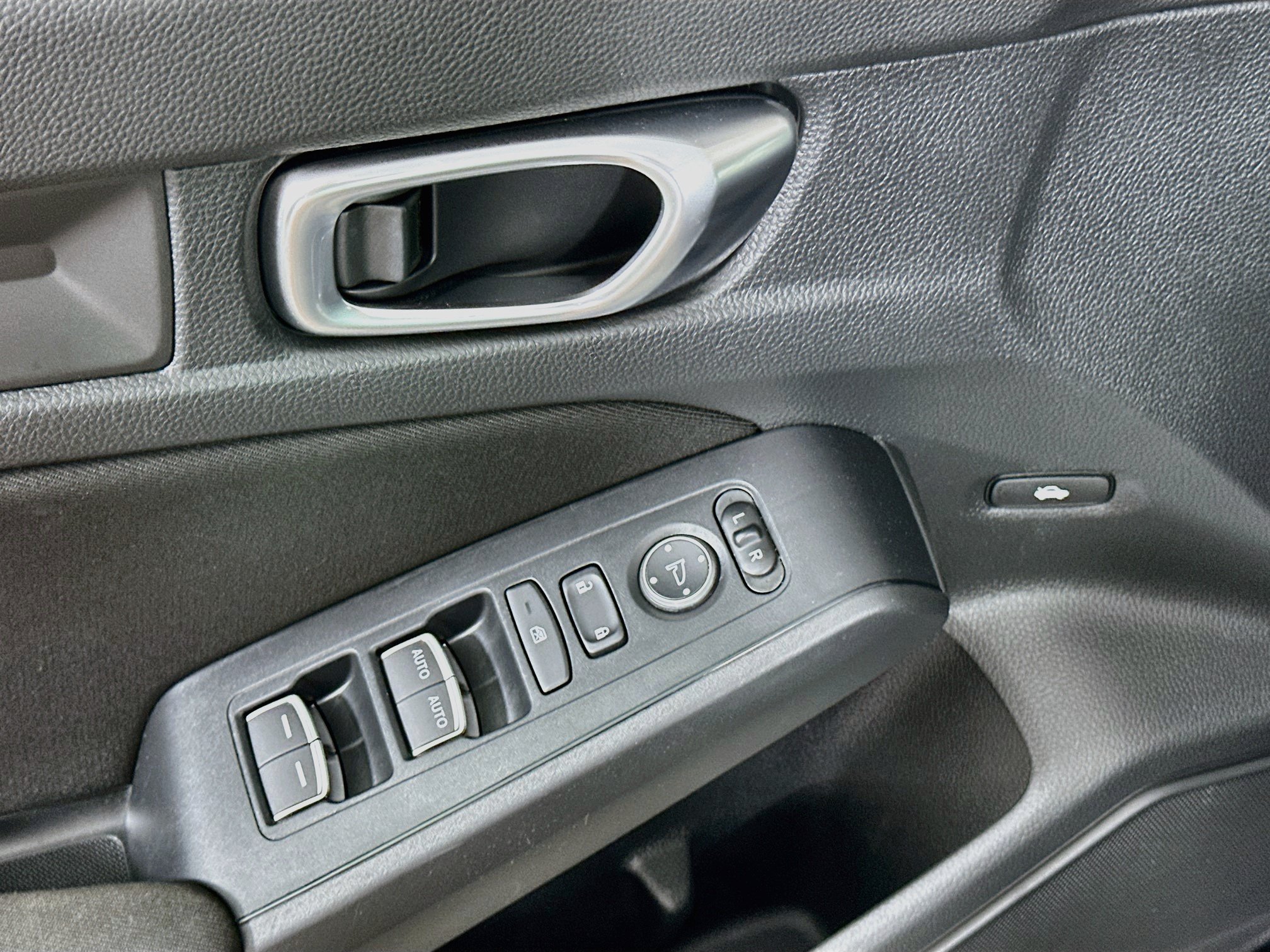 Used 2025 Honda Civic LX image 15