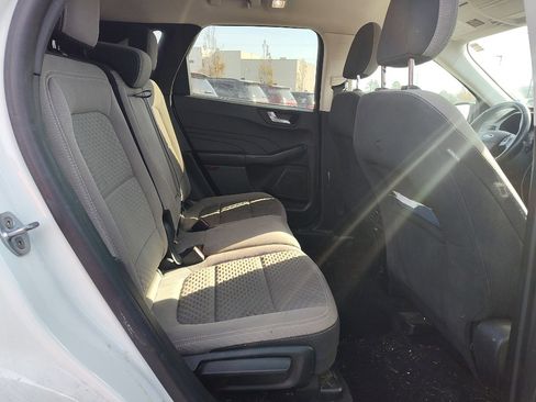 Used 2021 Ford Escape SE w/ SE Sport Appearance Package image 12