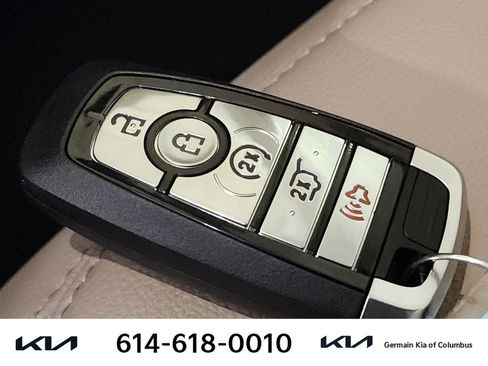 Used 2020 Ford Explorer XLT w/ Equipment Group 202A image 34