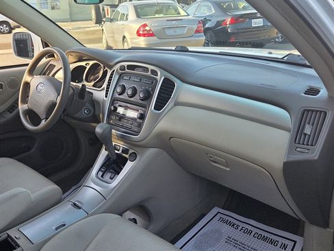Used 2006 Toyota Highlander 2WD image 17