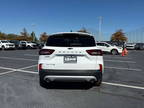 New 2026 Ford Escape Active image 6