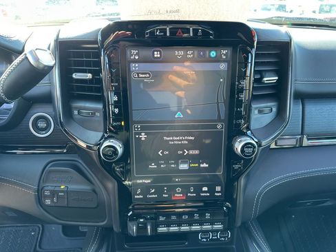 Used 2024 RAM 3500 Limited image 9