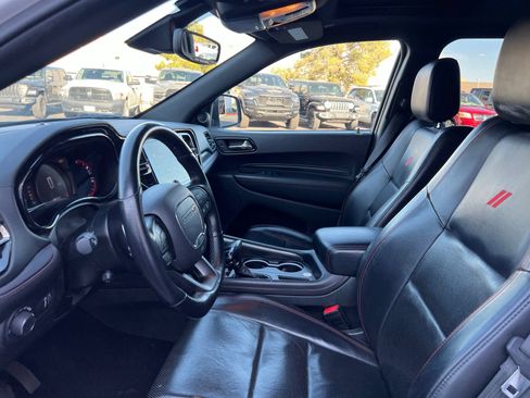 Used 2024 Dodge Durango GT RWD image 25