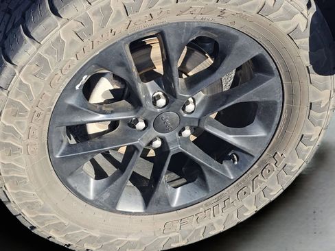 Used 2021 Jeep Gladiator Overland image 33